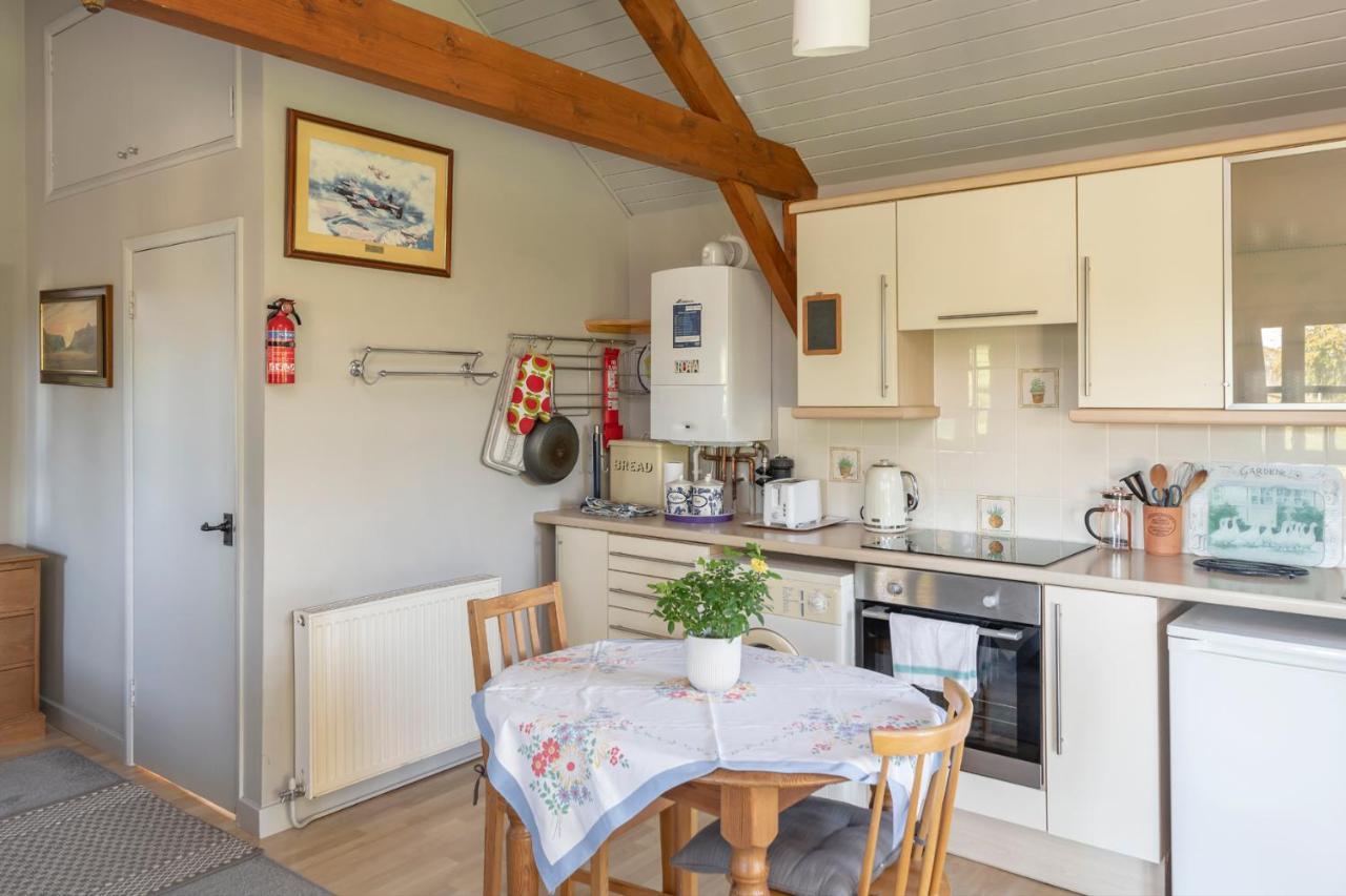 Beautiful Cottage With Stunning Views In Box บ็อกซ์ ภายนอก รูปภาพ