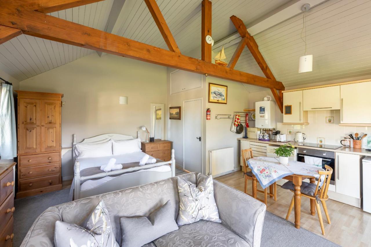 Beautiful Cottage With Stunning Views In Box บ็อกซ์ ภายนอก รูปภาพ